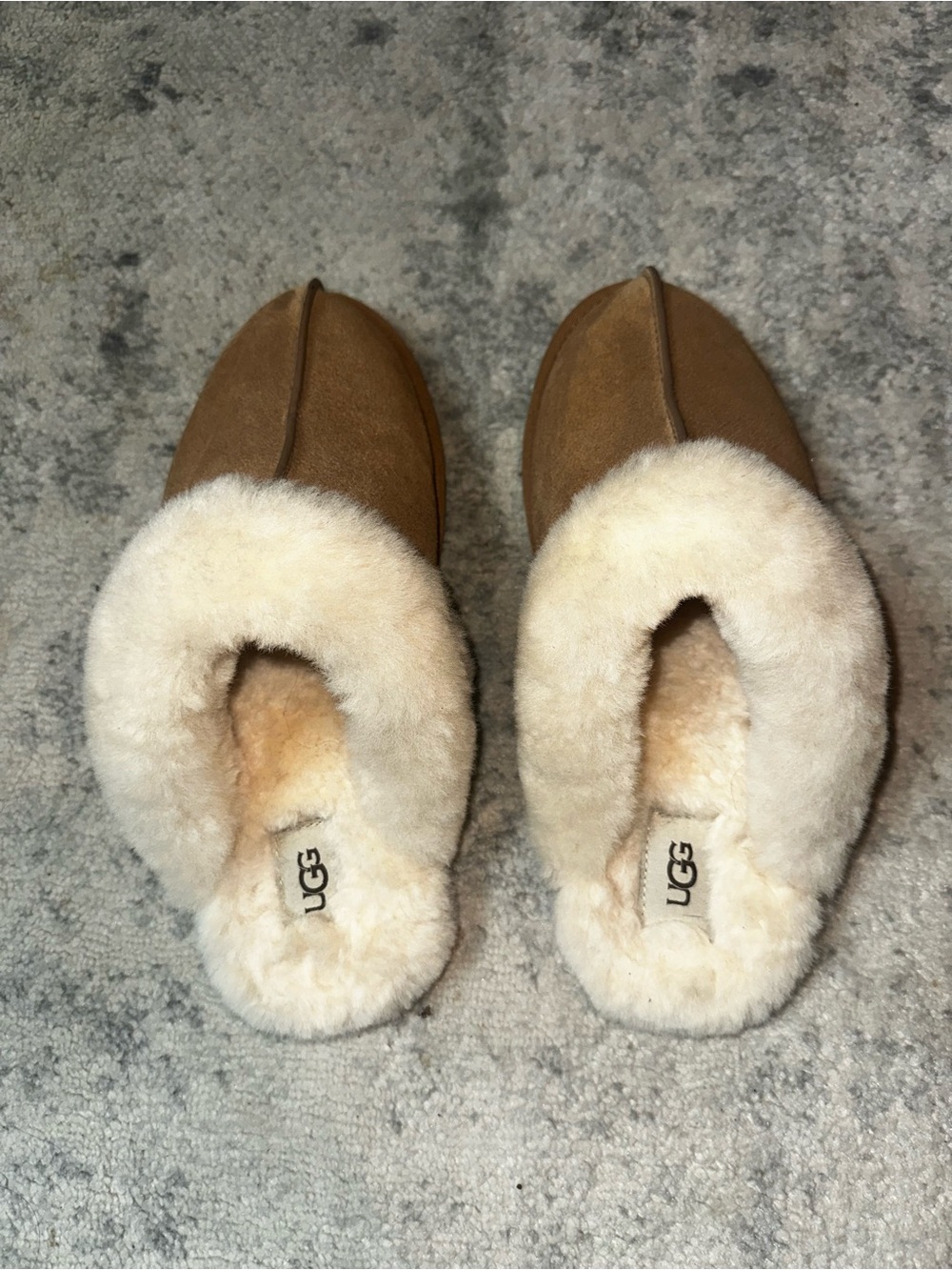 UGG SCUFFETTE ll SLIPPERS - 10 NWOT